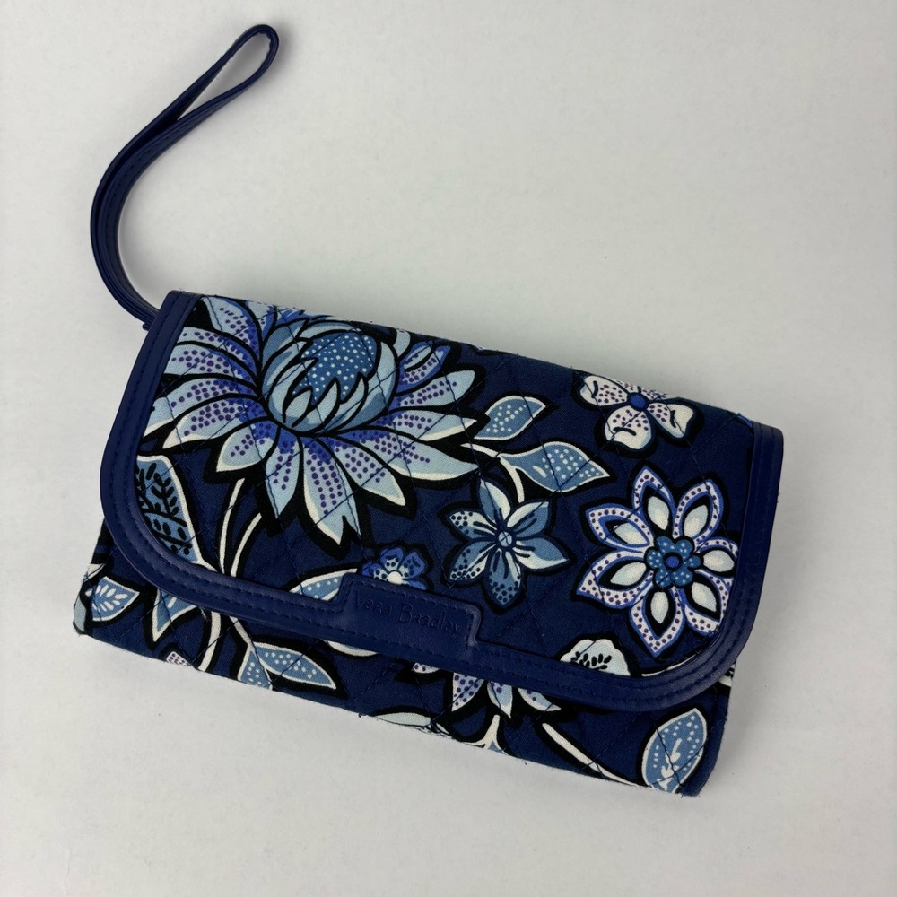 Vera Bradley Tropics Tapestry Trimmed Wristlet